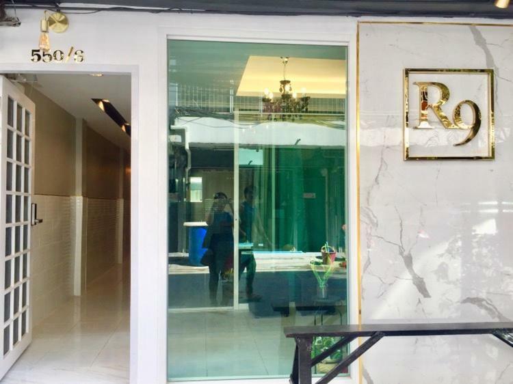 R9 Bangkok Hotel Eksteriør billede